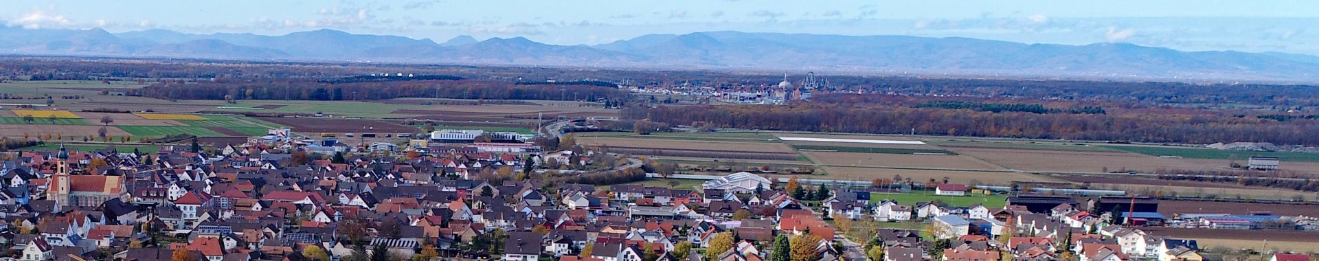 Blick Über Ringsheim und Rust Richtung Vogesen Blick Über Ringsheim und Rust Richtung Vogesen